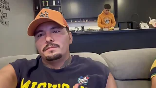 A mis visitas les doy la mejor atenci&oacute;n&comma; les invito chelas&comma; agua&comma; chupada de verga y tambi&eacute;n les meto mi palanca de cambios por el culo